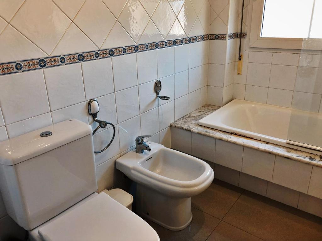 Koupelna v ubytování Apartamentos Raxo Mar