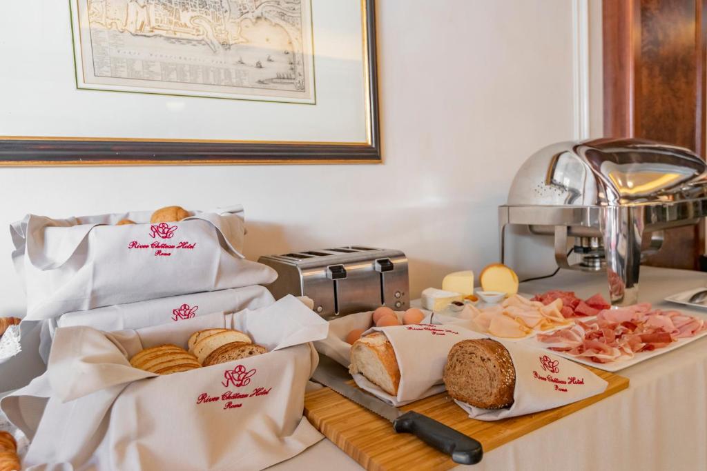 River Chateau Hotel - Resim 42