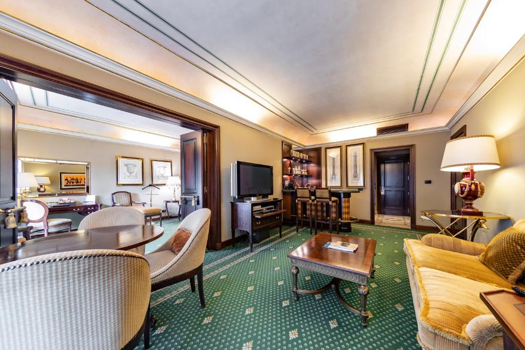 River Chateau Hotel - Resim 44