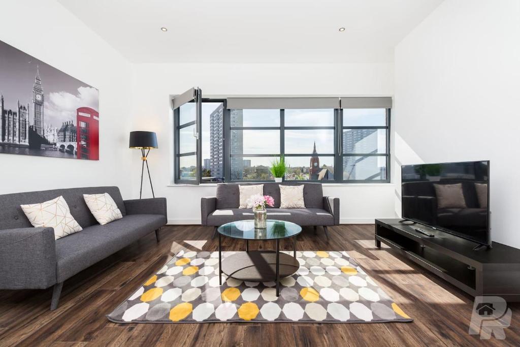 Birmingham City Penthouse Jewellery Quarter - Two-Bedroom Apartment