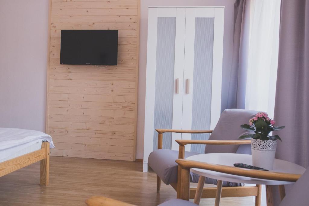 Pensjonat Zacisze - Habitación Doble Con Terraza