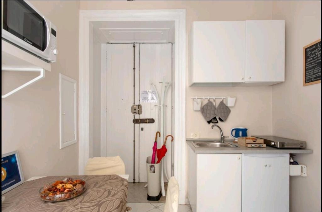 Kuchnia lub aneks kuchenny w obiekcie Borgo Santa Lucia Apartment