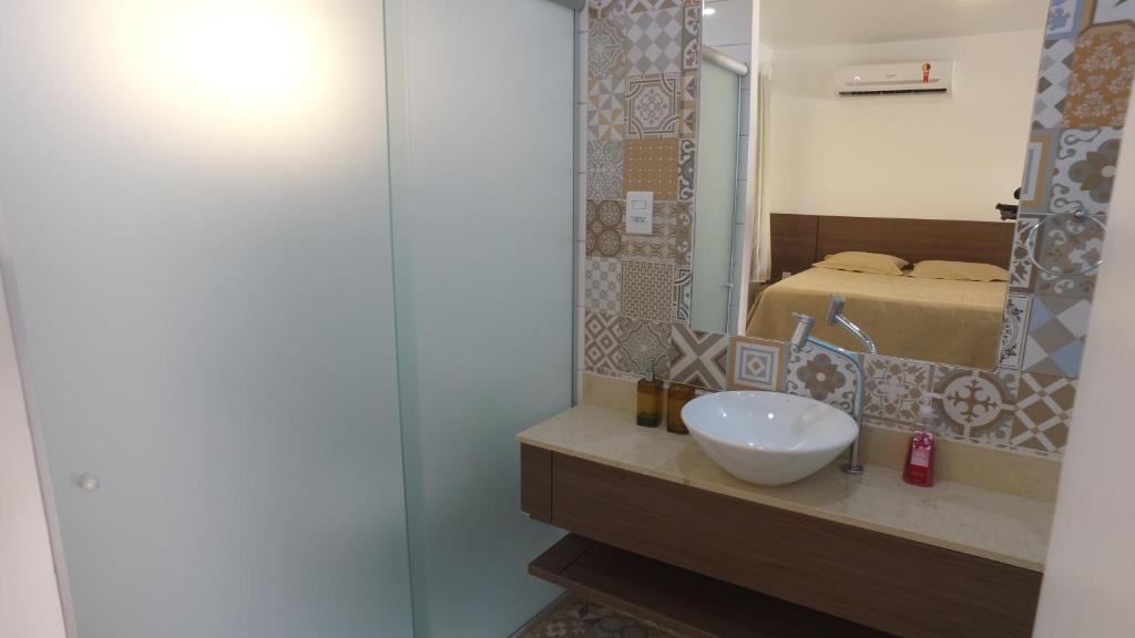  Flat completo e bem localizado no Solar Água Pipa por Carpediem