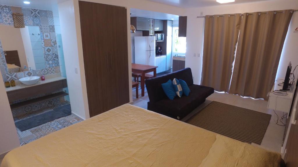  Flat completo e bem localizado no Solar Água Pipa por Carpediem