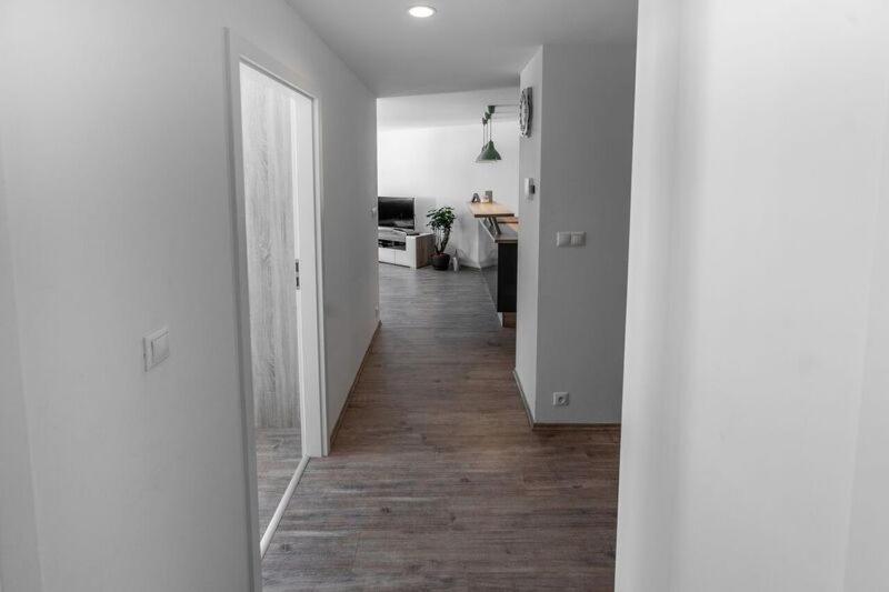 Fotografia z galérie ubytovania Old Town Luxury Apartment in heart of Bratislava v Bratislave