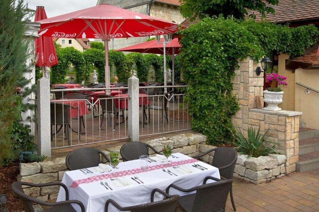 Restaurace v ubytování Hotelgasthof zur Sonne