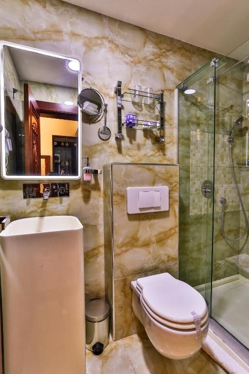 Koupelna v ubytování Hotel Premier