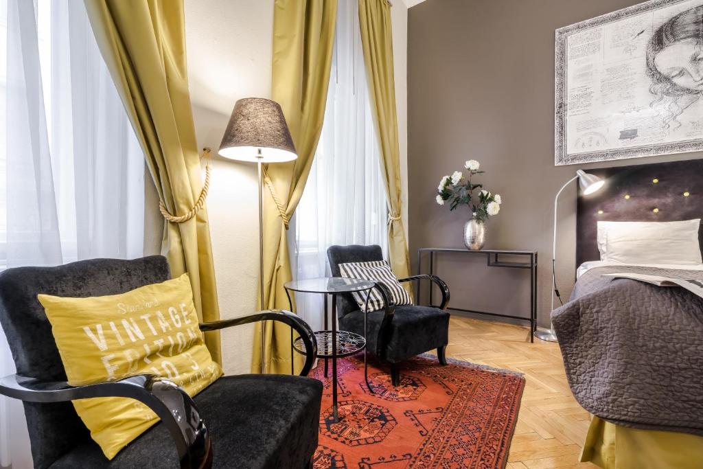 Da Vinci Art Home - One-Bedroom Apartment