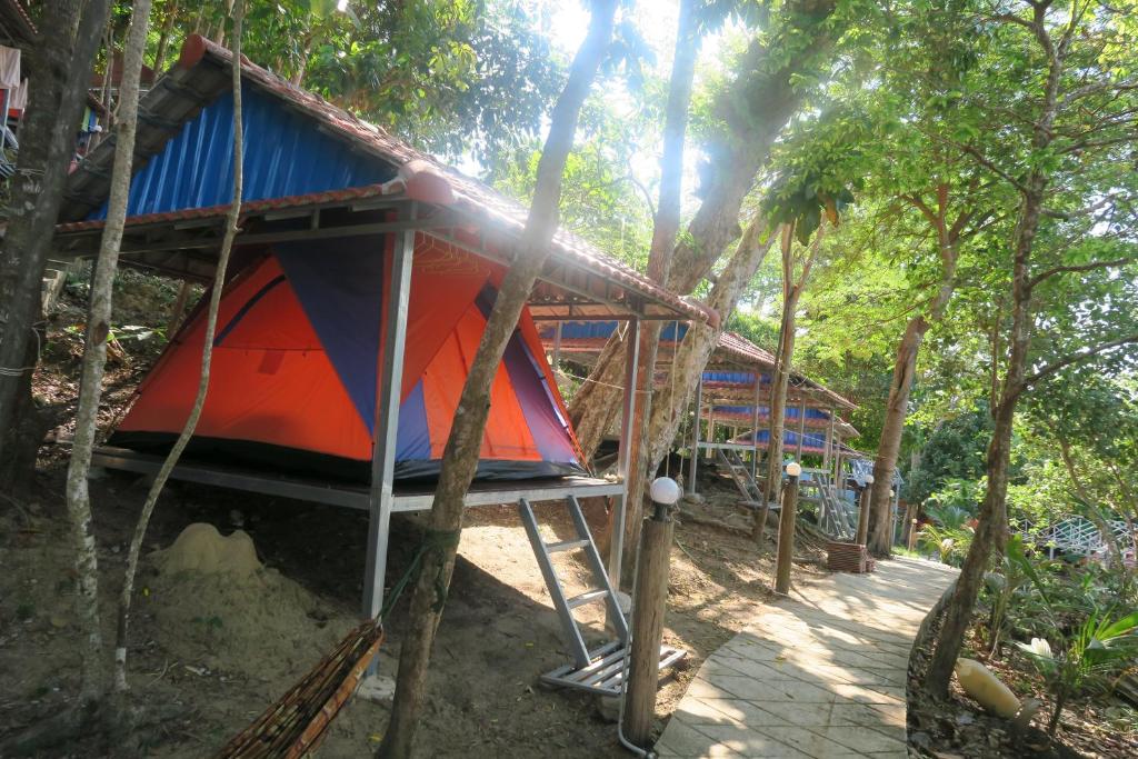 Beachfront Bungalow