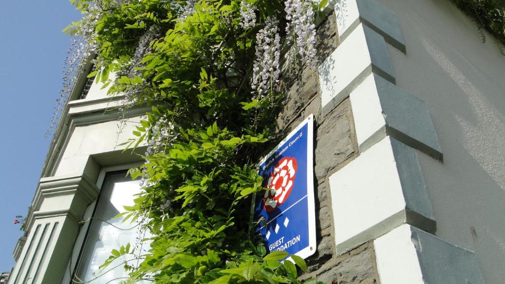 Certifikát, hodnocení, plakát nebo jiný dokument vystavený v ubytování Rockleaze Guesthouse