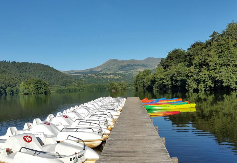 Gallery image of Hôtel Domaine du Lac Chambon in Murol