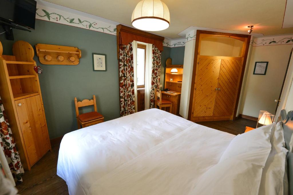 Hotel Du Grand Paradis - 1899 Auberge Boutique - Tweepersoonskamer Met Balkon