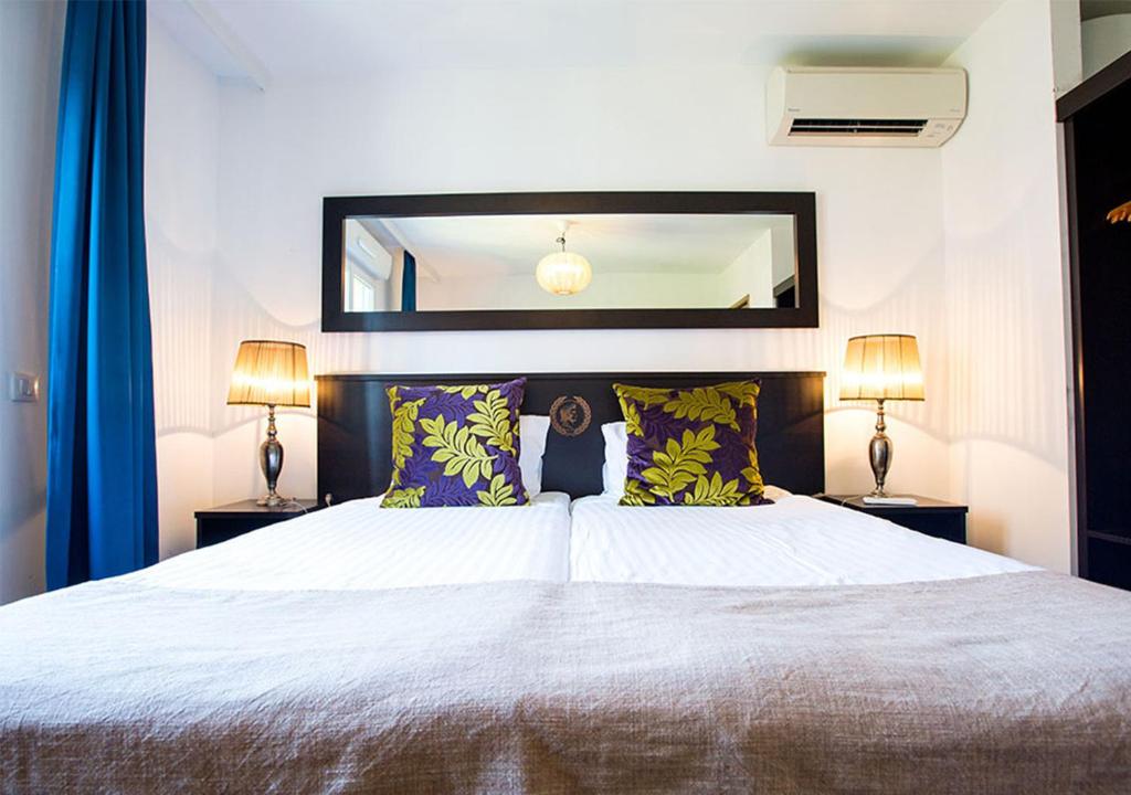 Langley Resort Napoléon Bonaparte - Large Superior Room With Balcony