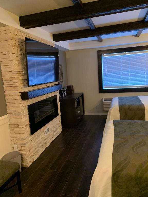 Cedar Stables Inn & Suites - Suite De Lujo