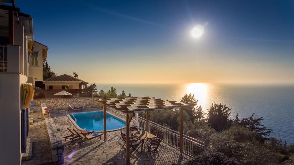 Basen w obiekcie Blue Chill Villa lub w pobliżu