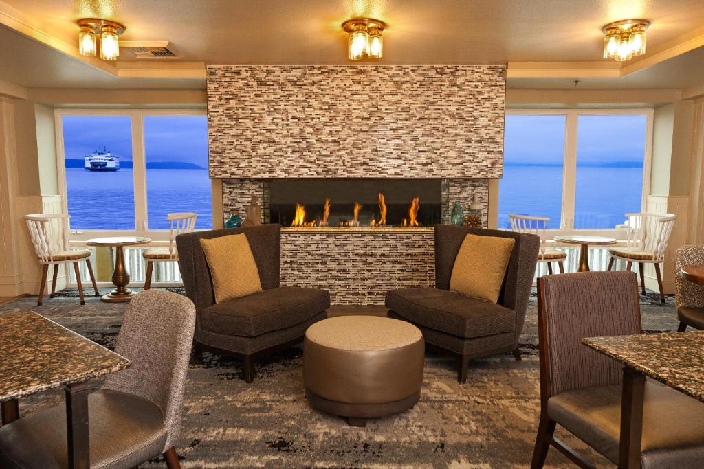Posezení v ubytování Silver Cloud Hotel - Mukilteo Waterfront