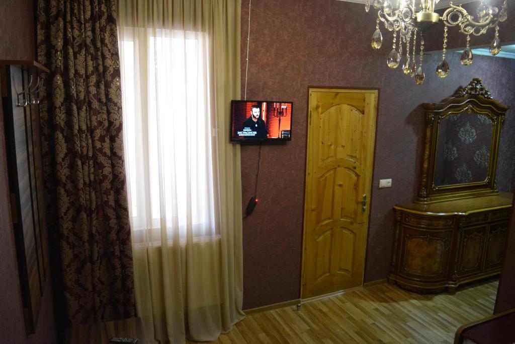 Televisor o centre d'entreteniment de Millennium Rabati