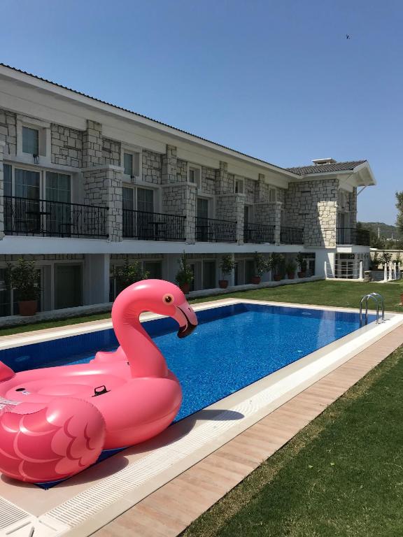 The swimming pool at or close to Duman Boutique Hotel Cesme