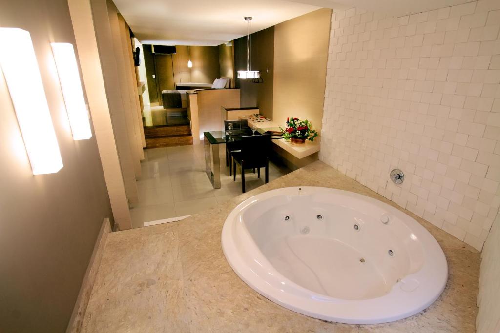  Raru's Motel Via Costeira (Adult Only)