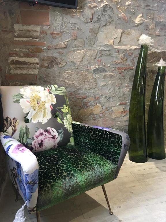 Inside the Wall - 17