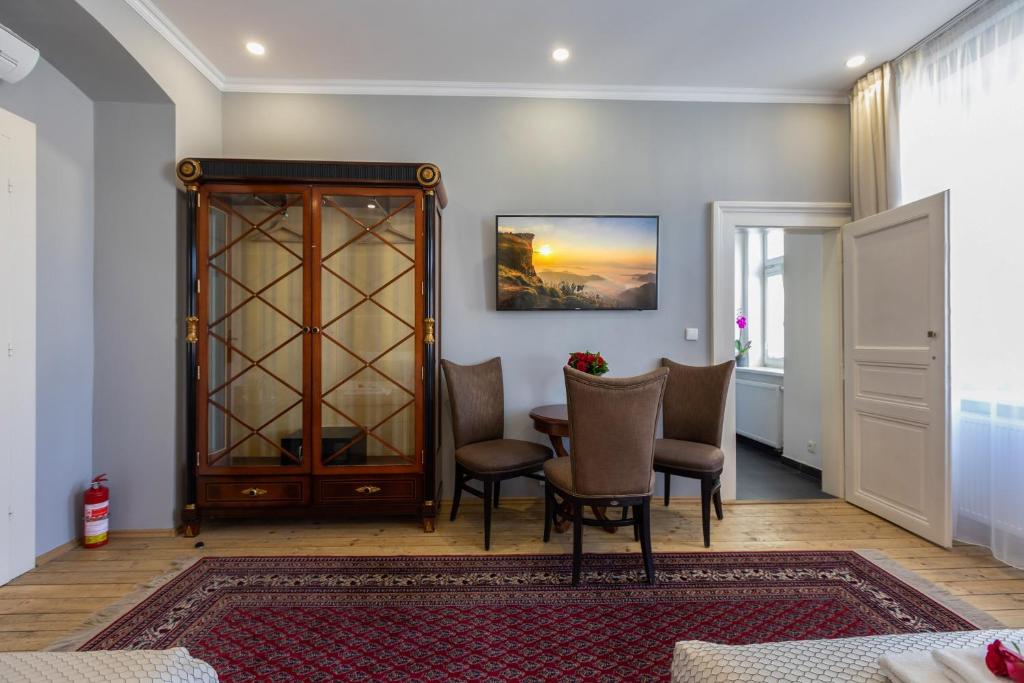 SlaBur Residence - 5