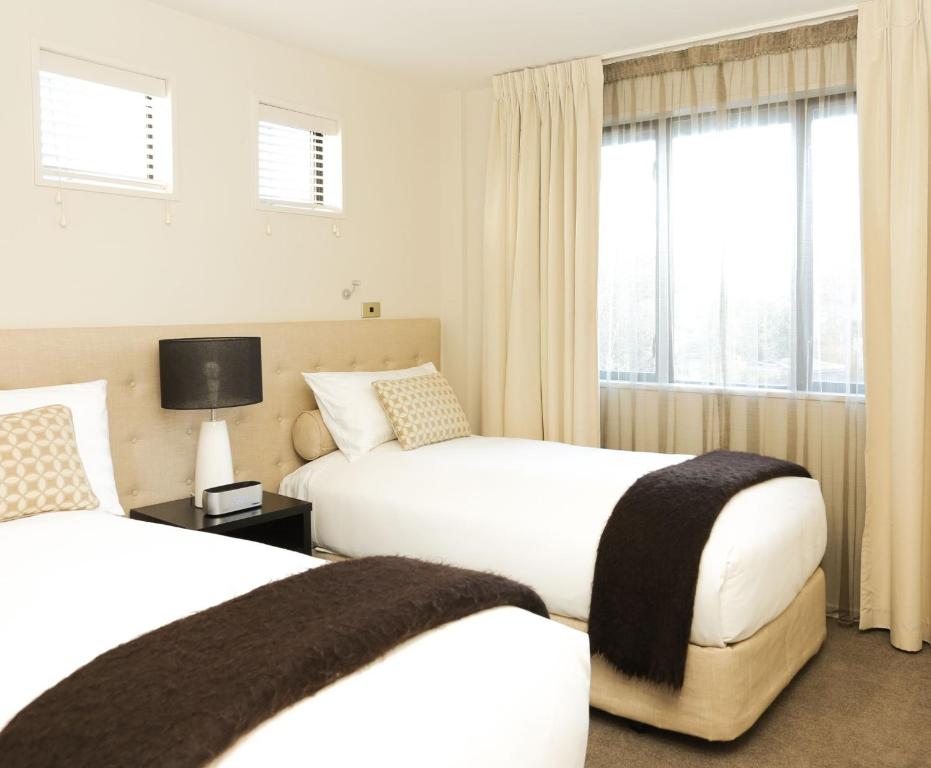 Village Lake Luxury Apartments - Resim 30