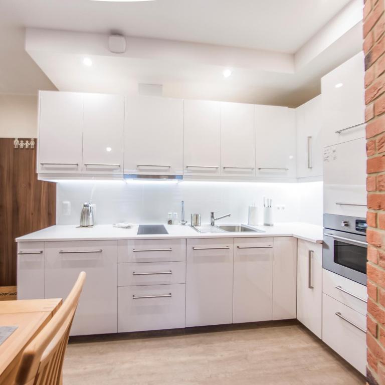 Kuchyňa alebo kuchynka v ubytovaní Granary Island Apartment II