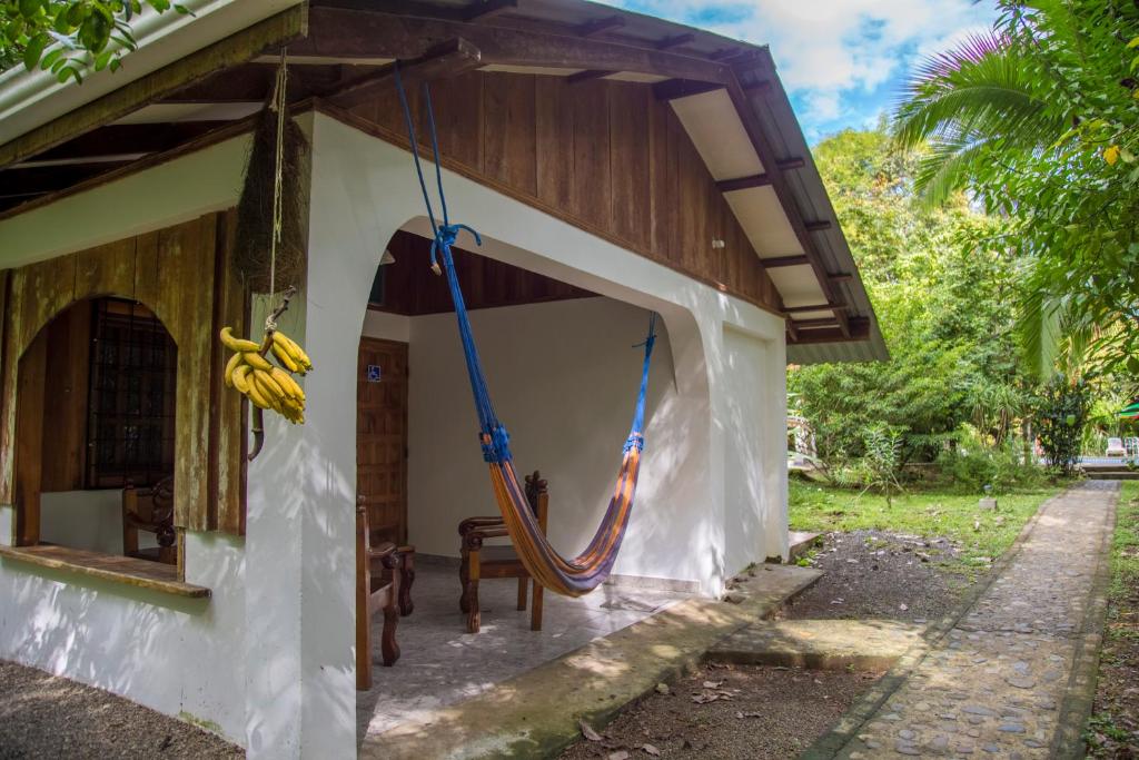 Zahrada ubytování Cabinas Iguana Cahuita