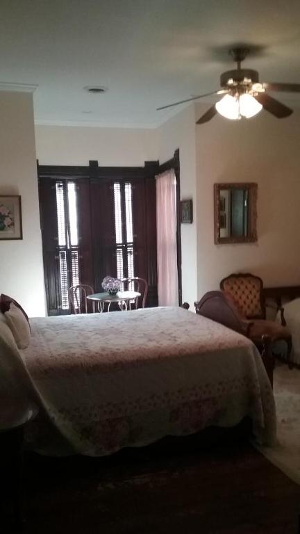 Smithville Historical Museum and Inn - Chambre De Luxe Queen
