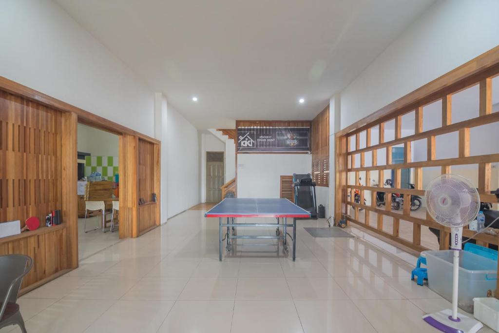 Fotografie z fotogalerie ubytování RedDoorz near Gajah Mada Pontianak v destinaci Pontianak