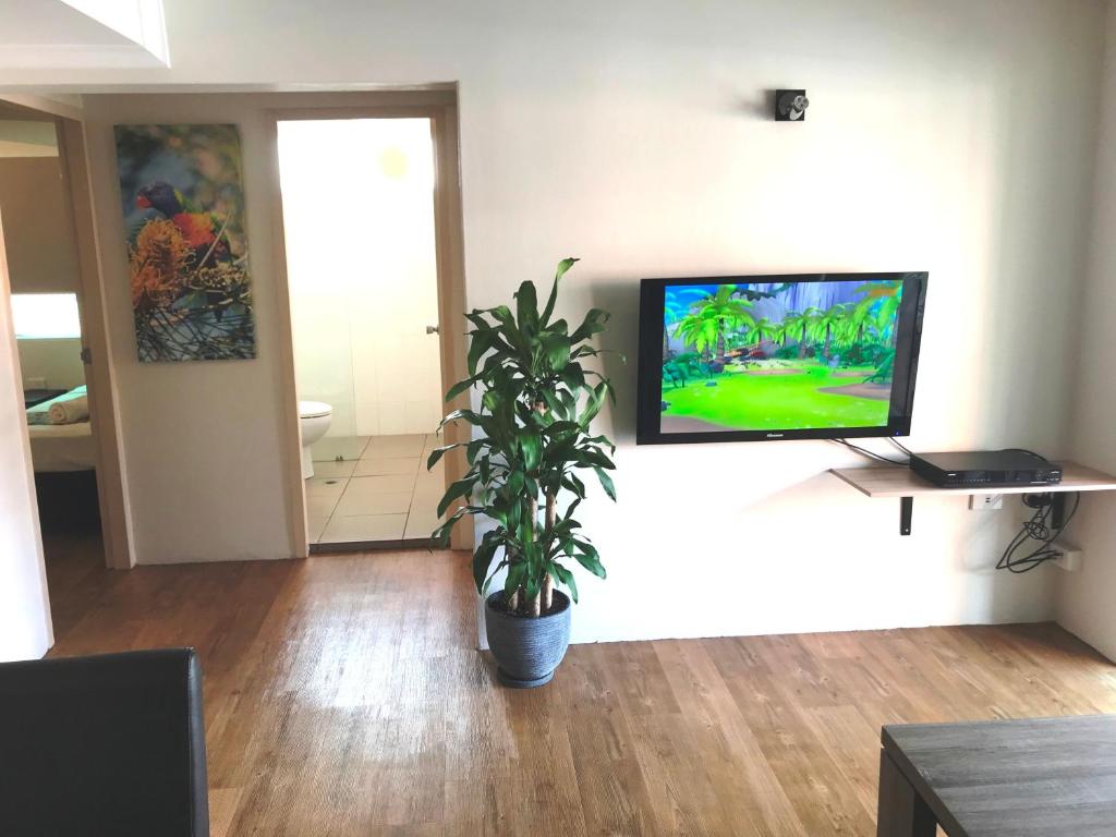 Reef Gateway Apartments