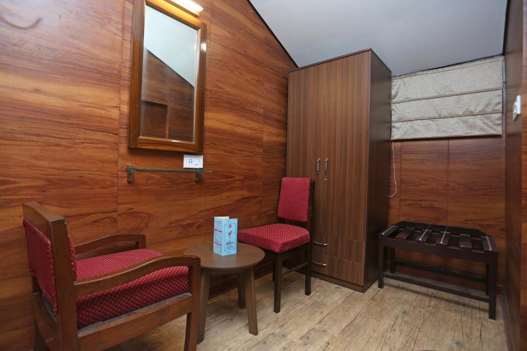 Posezení v ubytování Hotel Rushabh Home