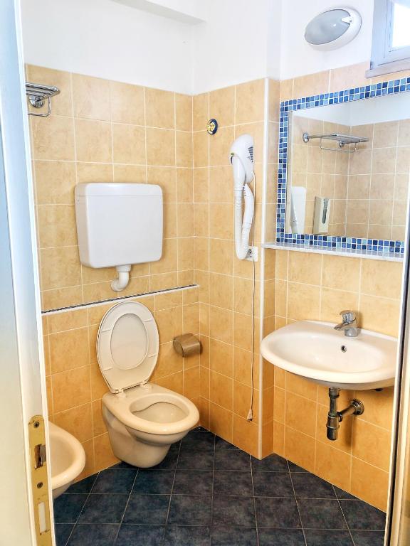 Koupelna v ubytování Hotel Marconi