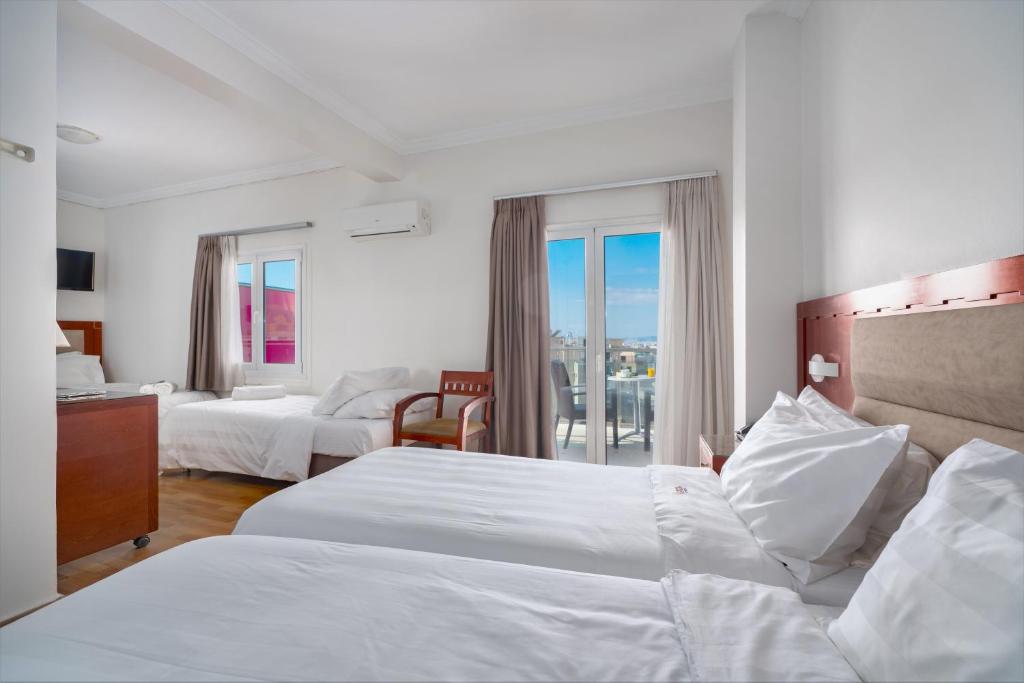 Attalos Hotel - Family Room