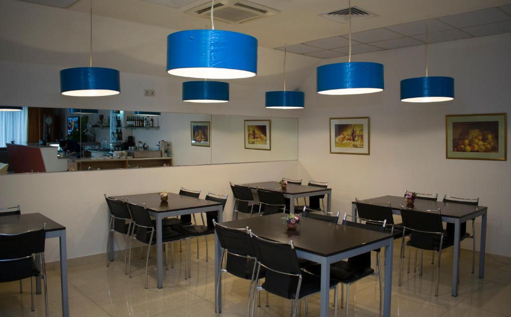 Restaurace v ubytování Cascade Hotel