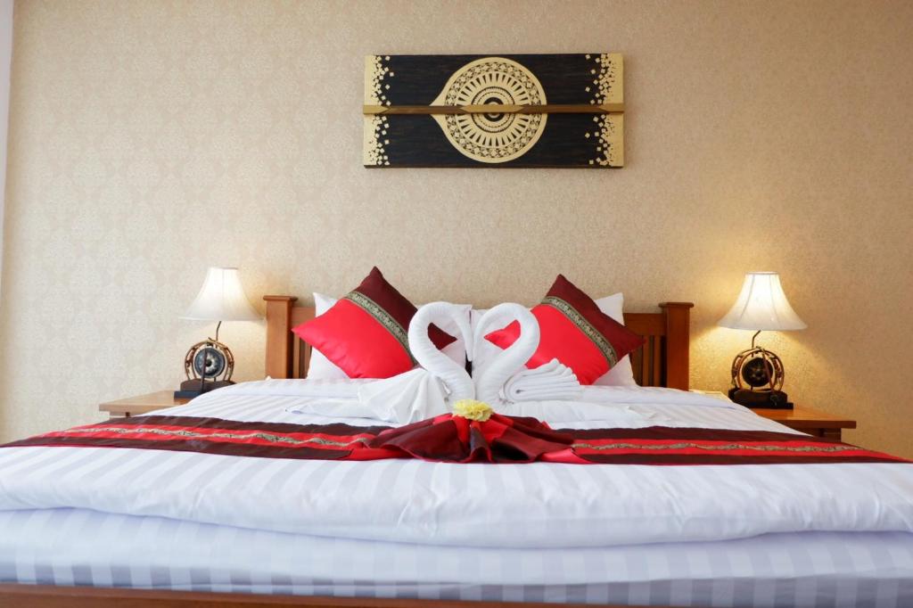 Aiyaree Place Hotel SHA PLUS - Suite Junior