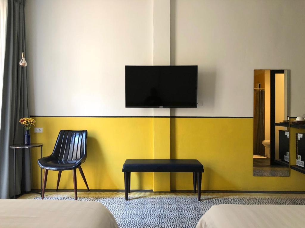 Goodnight Poshtel + Free Netflix - Resim 30