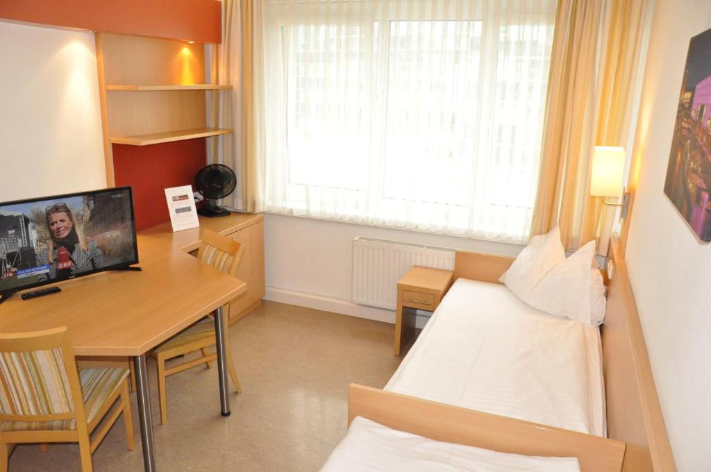 Kolpinghaus Linz - 1