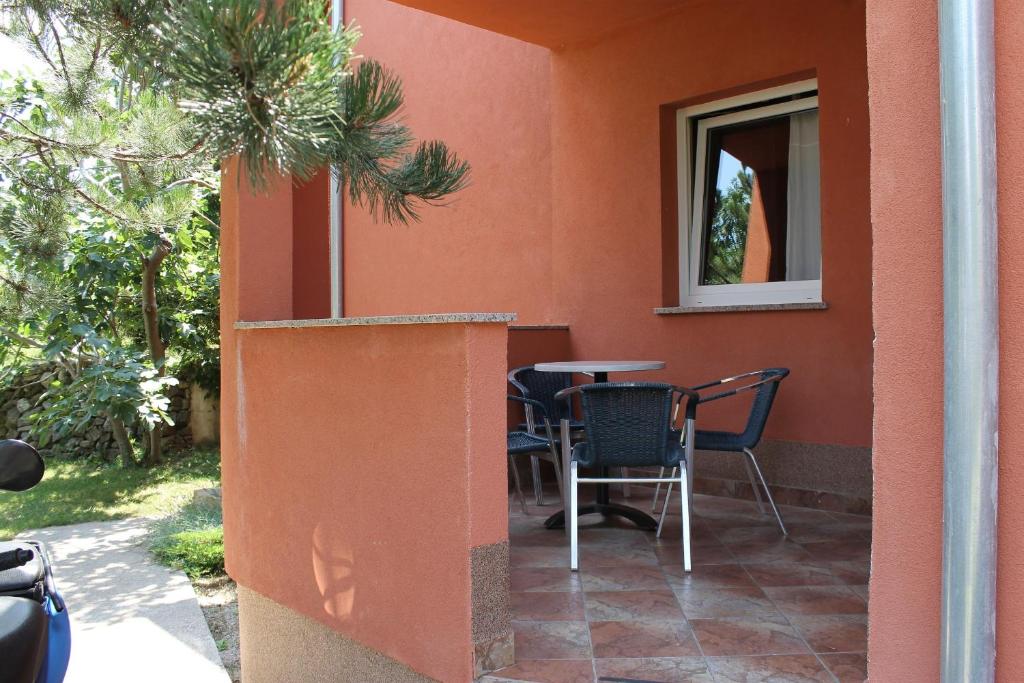 Zdjęcie z galerii obiektu Apartments Isabela w Bašce