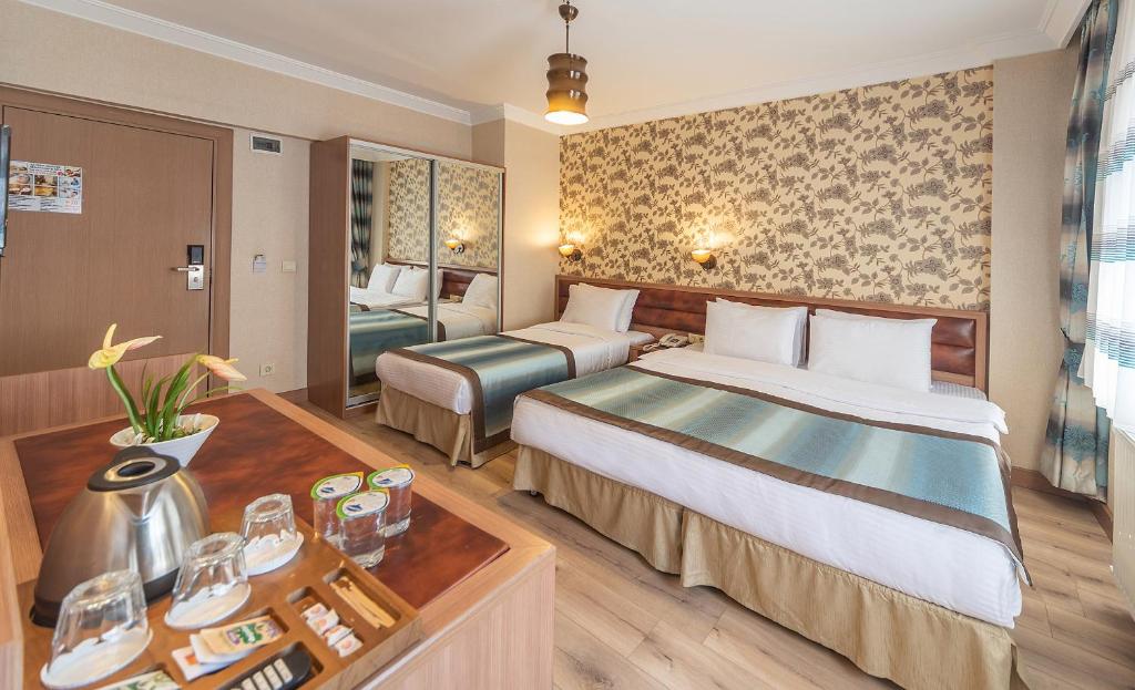 Senabil Hotel Old City & Spa - Triple Room