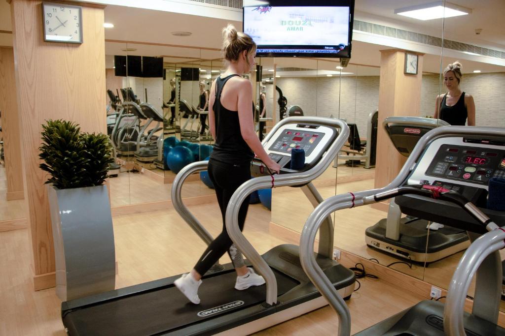 Fitness centrum a/nebo fitness zařízení v ubytování Savoy Crest Aparthotel, Bur Dubai