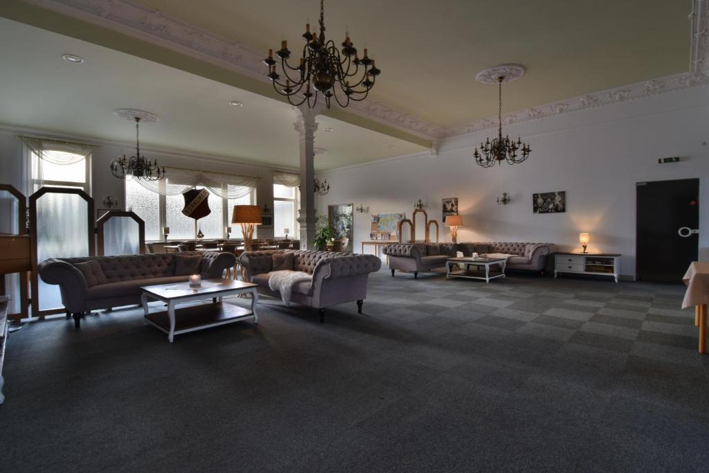 Posezení v ubytování Hotel Rummeni