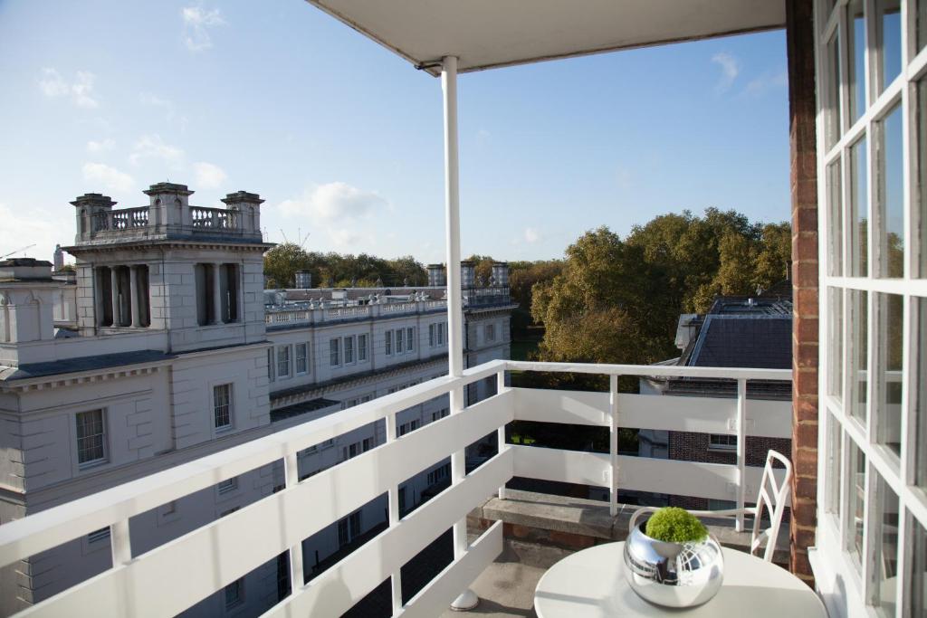 Dukes London - Suite With Balcony