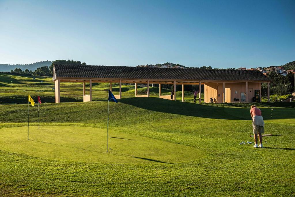 Golf v hotelu nebo okolí