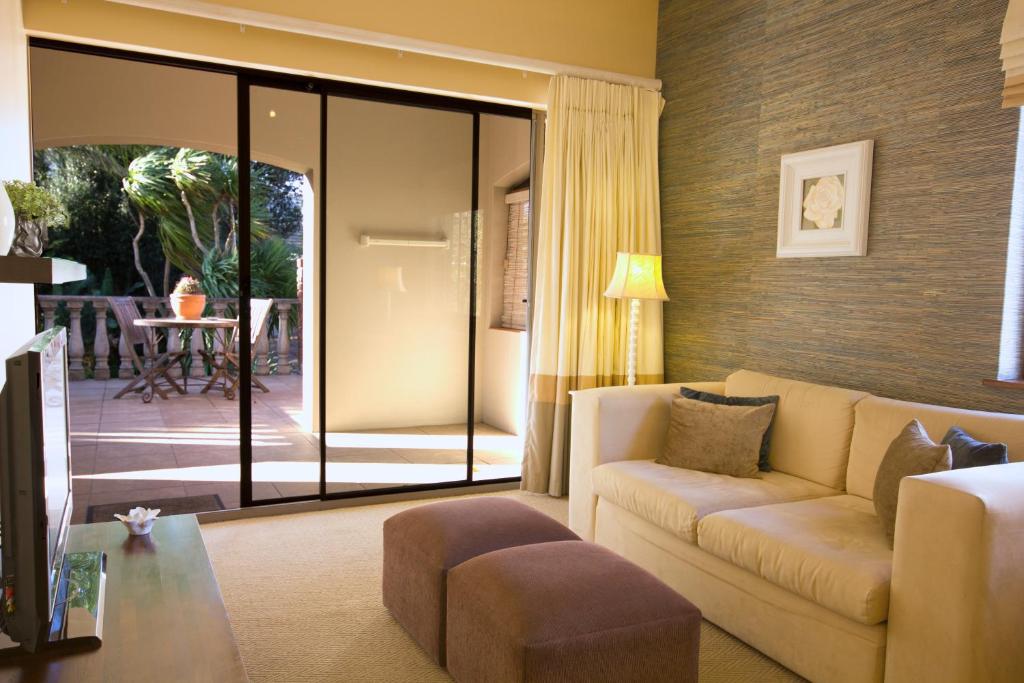 Aziza Guest House - Suite Met Balkon