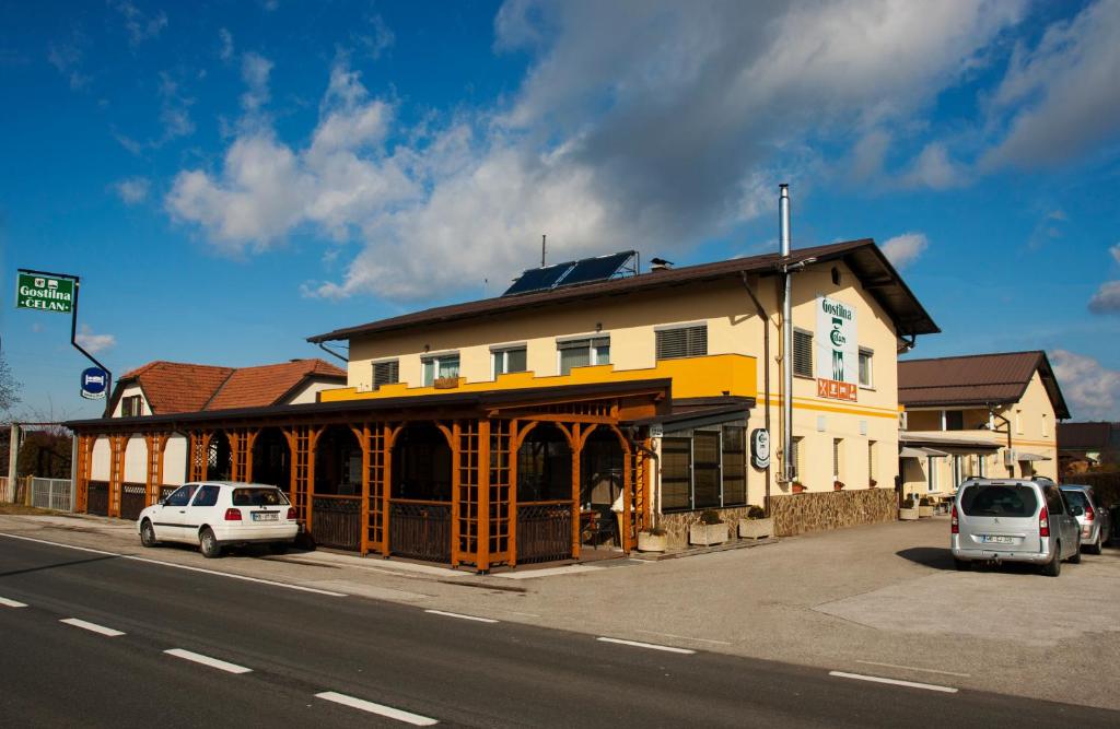 Budova, kde se penzion nachází