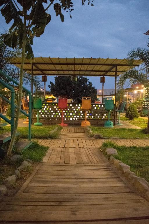 Zahrada ubytování The Upcycled Hostel Huacachina