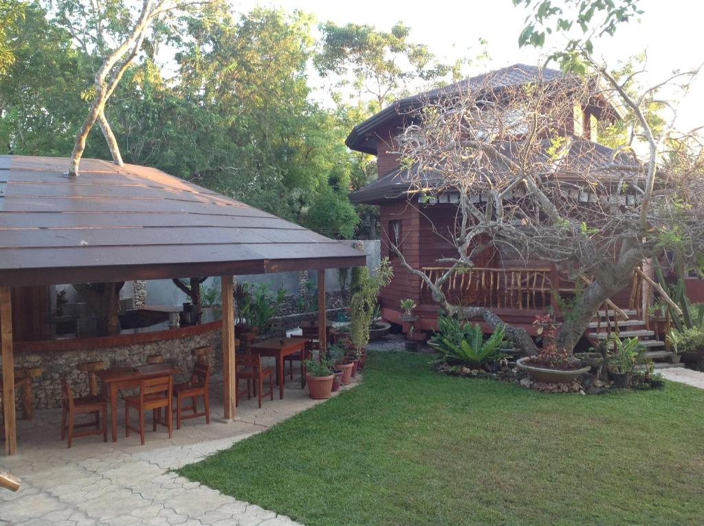 Zahrada ubytování Pahiluna Guesthouse
