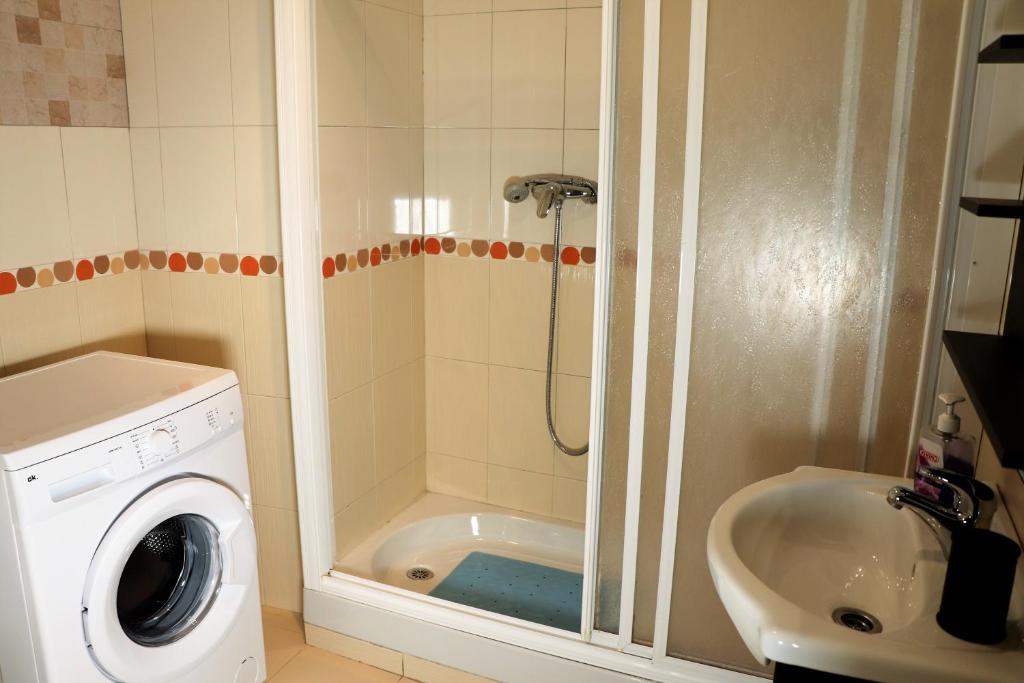Kúpeľňa v ubytovaní Apartamento Corona centro Nerja - South Costa