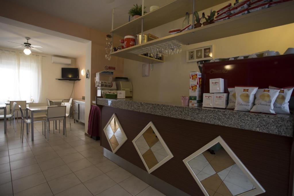 TV a/nebo společenská místnost v ubytování Hotel Madrid